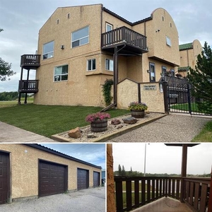 Townhouse For Sale In Central Business District, Grande Prairie, Alberta