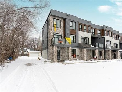 Townhouse For Sale In Point Road, Winnipeg, Manitoba