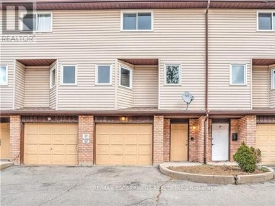 Townhouse For Sale In Terrace Hill, Brantford, Ontario