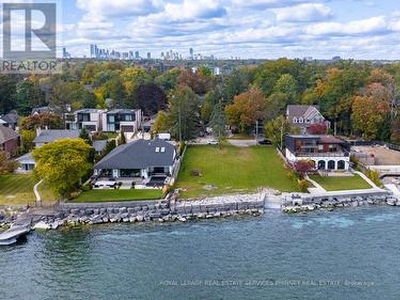 Vacant Land For Sale In Port Credit, Mississauga, Ontario