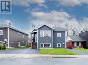 House For Sale In Glenridge Crescent, St. John's, Newfoundland and Labrador