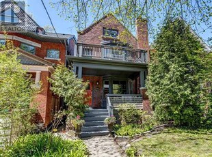 House For Sale In Sunnyside, Toronto, Ontario