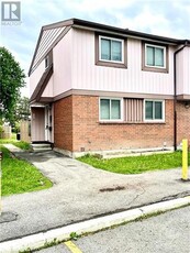 Townhouse For Sale In Blackburn Hamlet, Ottawa, Ontario