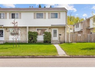 Townhouse For Sale In Normandeau, Red Deer, Alberta