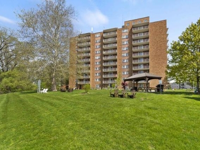 1 Bedroom Apartment Unit Chatham ON For Rent At 1755