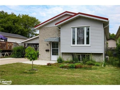 House For Sale In Collingwood, Ontario