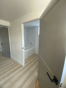 NEWLY RENOVATED NORTH END 3 Bedroom Lower Unit W/ Separate Entry