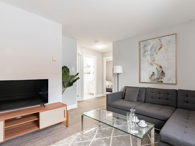 Saint Laurent 3 Bedroom Apartment for Rent - 1415 - 1800 Rue Cre