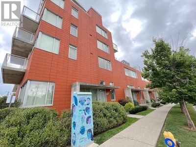 Townhouse For Sale In Dufferin Grove, Toronto, Ontario
