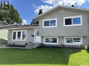 House For Sale In Lakeview, Saskatoon, Saskatchewan