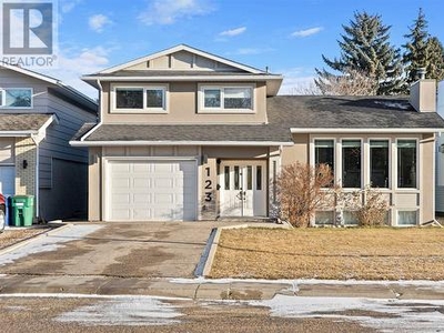 House For Sale In River Heights, Saskatoon, Saskatchewan
