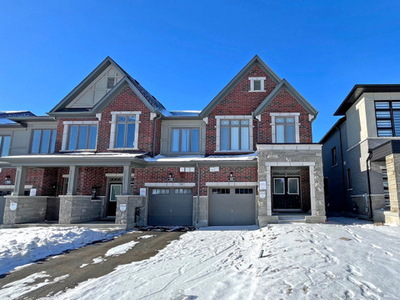 brand new end unit townhome for rent, prime location of Markham
