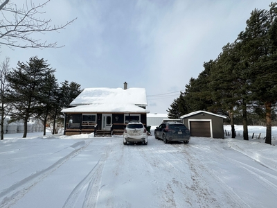 House for sale, 64 Av. de la Rivière, Saint-Gabriel-Lalemant, QC G0L3E0, CA , in Saint-Gabriel-Lalemant, Canada