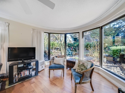 16 1425 LAMEY'S MILL ROAD Vancouver