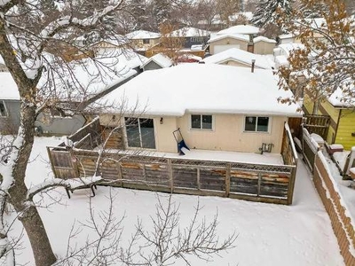 House For Sale In Dover, Calgary, Alberta