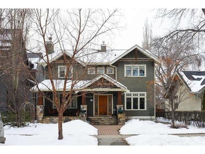 House For Sale In Roxboro, Calgary, Alberta