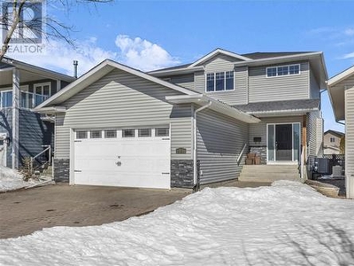 House For Sale In Westview, Saskatoon, Saskatchewan