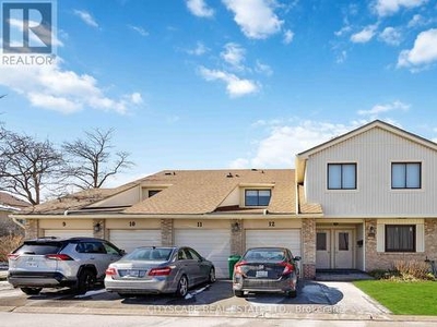 Townhouse For Sale In Meadowvale, Mississauga, Ontario
