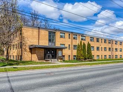 2 Bedroom Apartment Unit Peterborough ON For Rent At 1649
