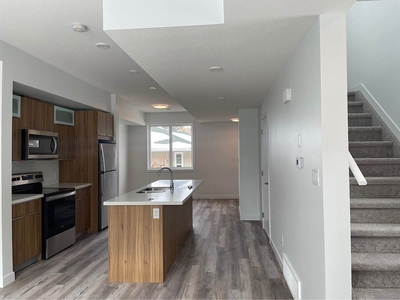 Edmonton Pet Friendly Main Floor For Rent | Eastwood | Brand New Luxury Living 4plex