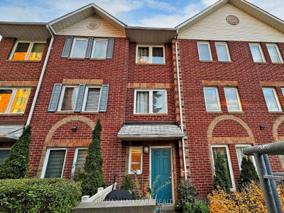Stunning 3 Bedroom Townhome! Steps to Park, Shops, Parking Incl