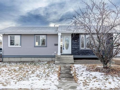 House For Sale In Belmont, Edmonton, Alberta