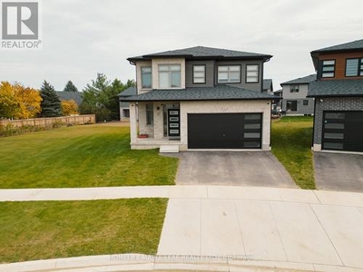 House For Sale In Victoria Highlands, Cambridge, Ontario