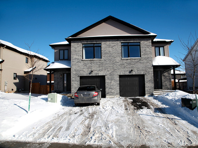 AVAILABLE MAY- 3BEDROOM SEMI-DETACHED FOR ONLY $2395/MONTH