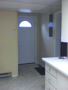 BOWMANVILLE TWO BEDROOM APT. AVAIL. IMMEDIATELY