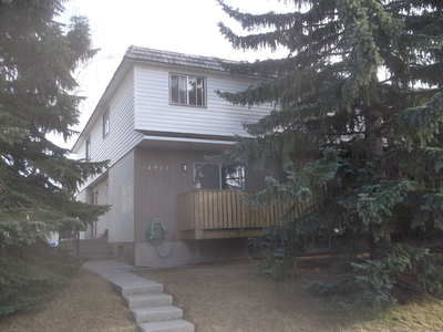 Calgary Pet Friendly Duplex For Rent | Varsity | VARSITY Conditionally rented