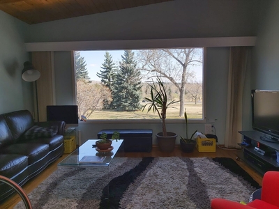 Calgary Pet Friendly Main Floor For Rent | Banff Trail | Recently renovated legal peaceful