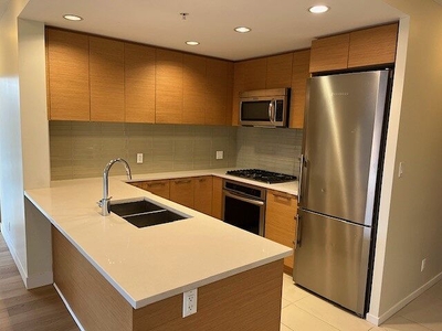Coquitlam Pet Friendly Apartment For Rent | Newly Upgraded Corner 2 bed