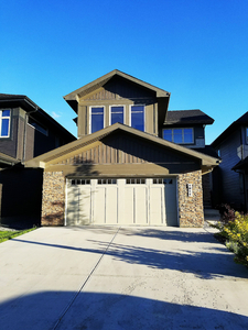 Edmonton House For Rent | Ambleside | 2400 Sqft single house with