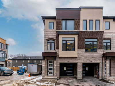 For Lease - Modern End Unit 3 Storey Townhouse in Cambridge, ON
