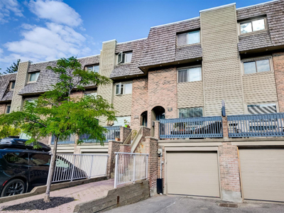 FOR SALE Condo Townhouse Don Mills $915,513.00