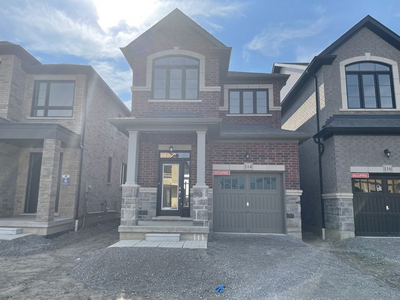 Large four bedroom detached home for rent in Whitby Ontario