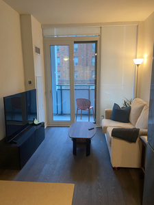 Private Room for short term in the heart of downtown