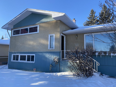 Calgary House For Rent | Haysboro | Haysboro Gem ...Corner Lot 5