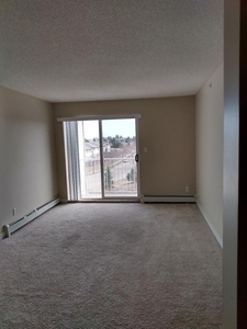 2 Bedroom Apartment Unit Sherwood Park AB For Rent At 1425