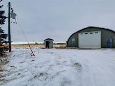 Calgary Storage For Rent | Abbeydale | 4,000 sq. ft. shop for